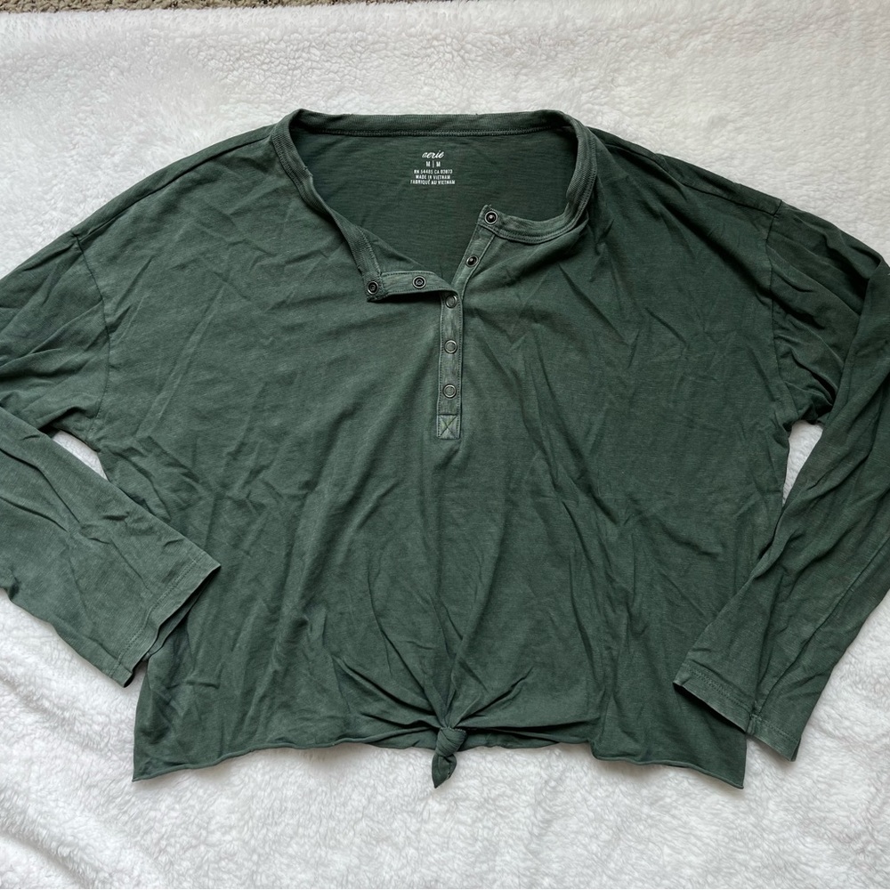Aerie Olive Cropped Long sleeve